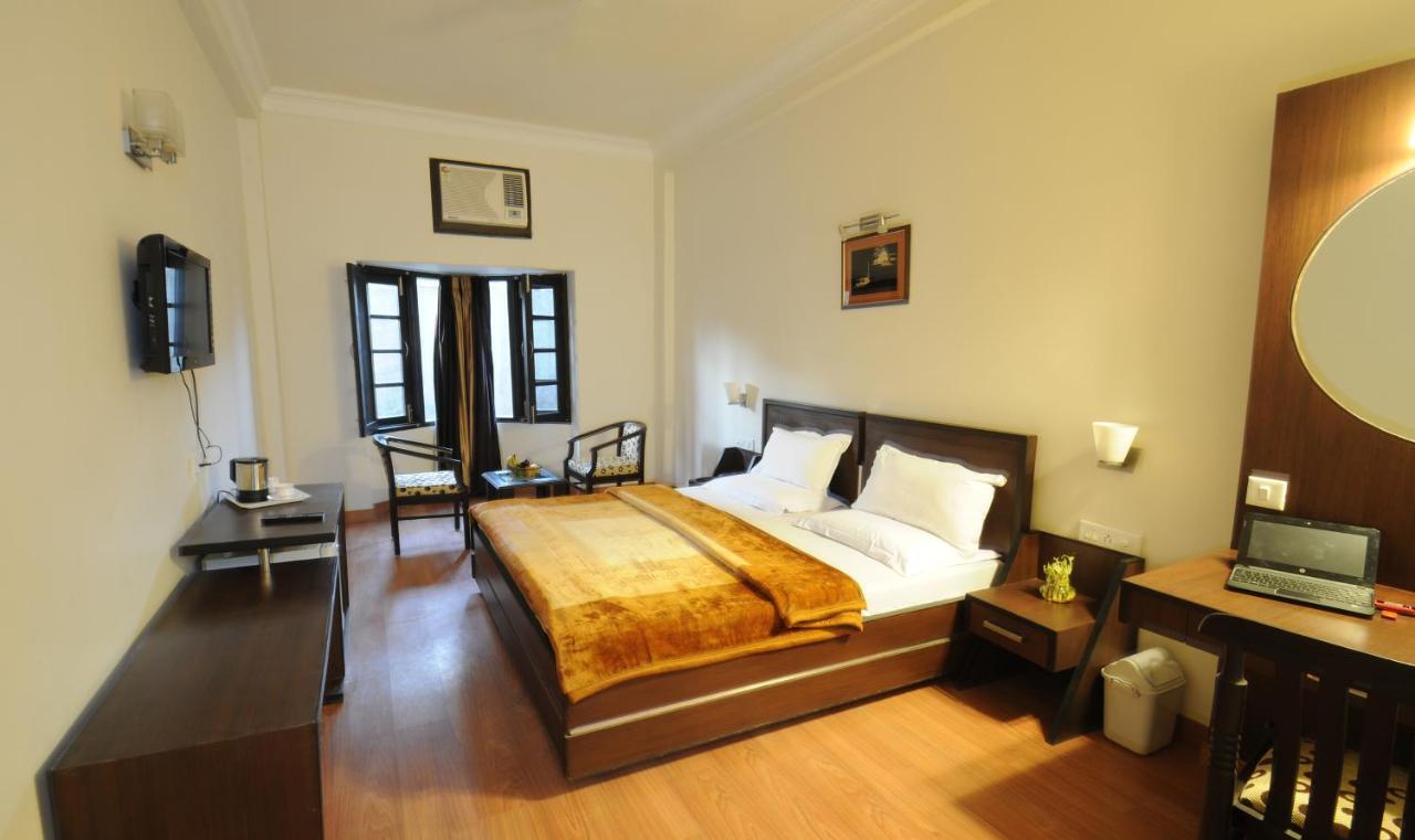 Hotel Hong Kong Inn Amritsar Exterior foto